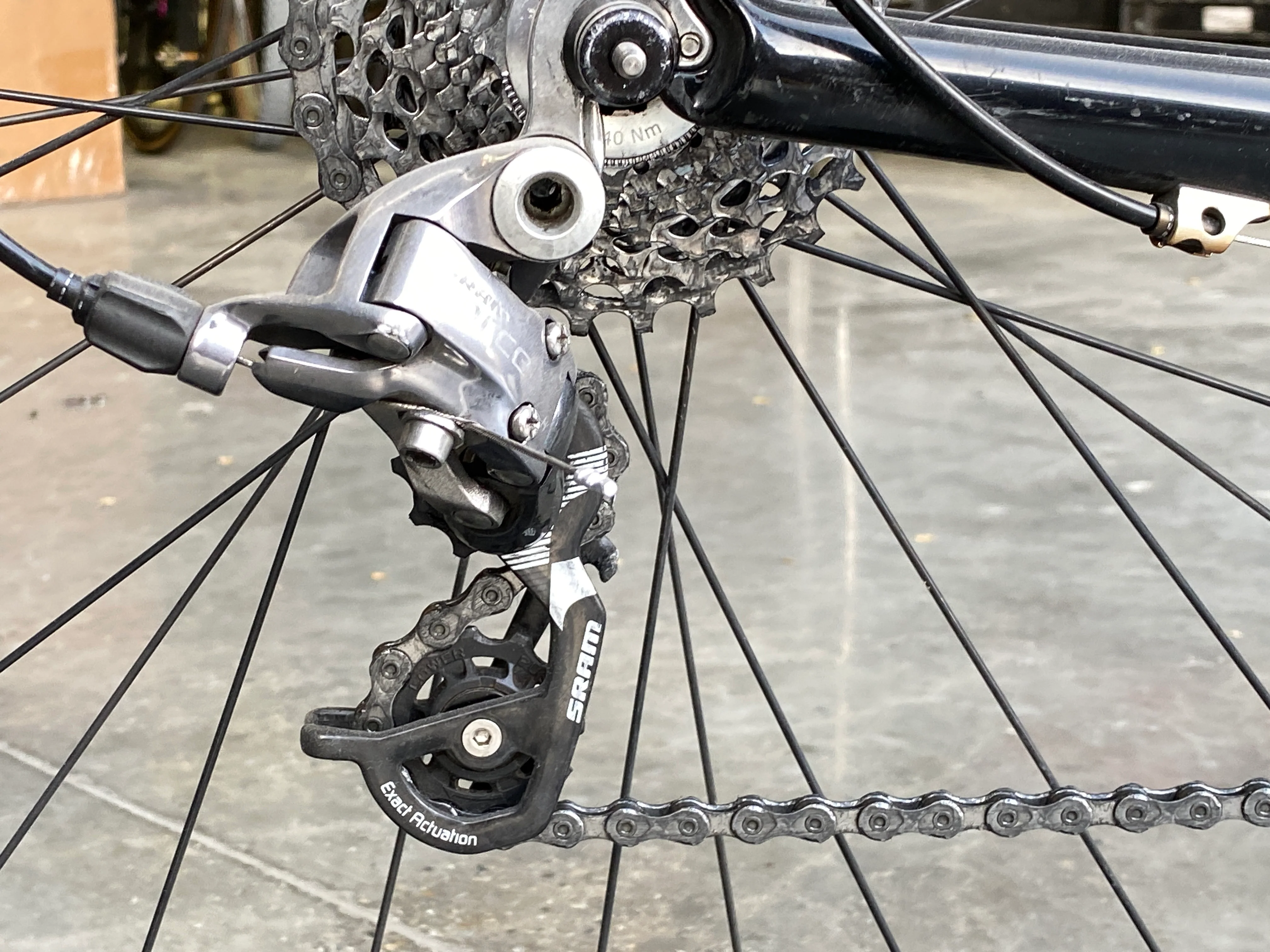 VeloVie Carbon Road Bike 52cm - Image 10