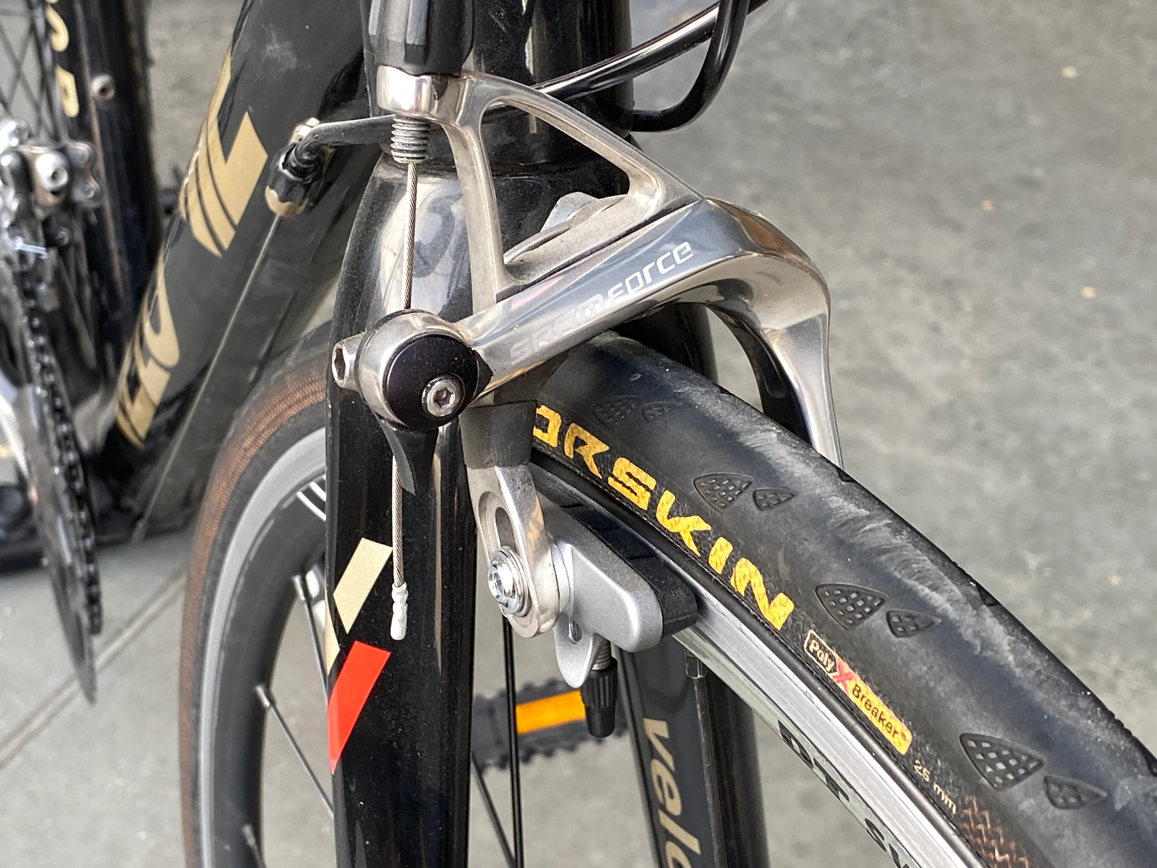 VeloVie Carbon Road Bike 52cm - Image 4