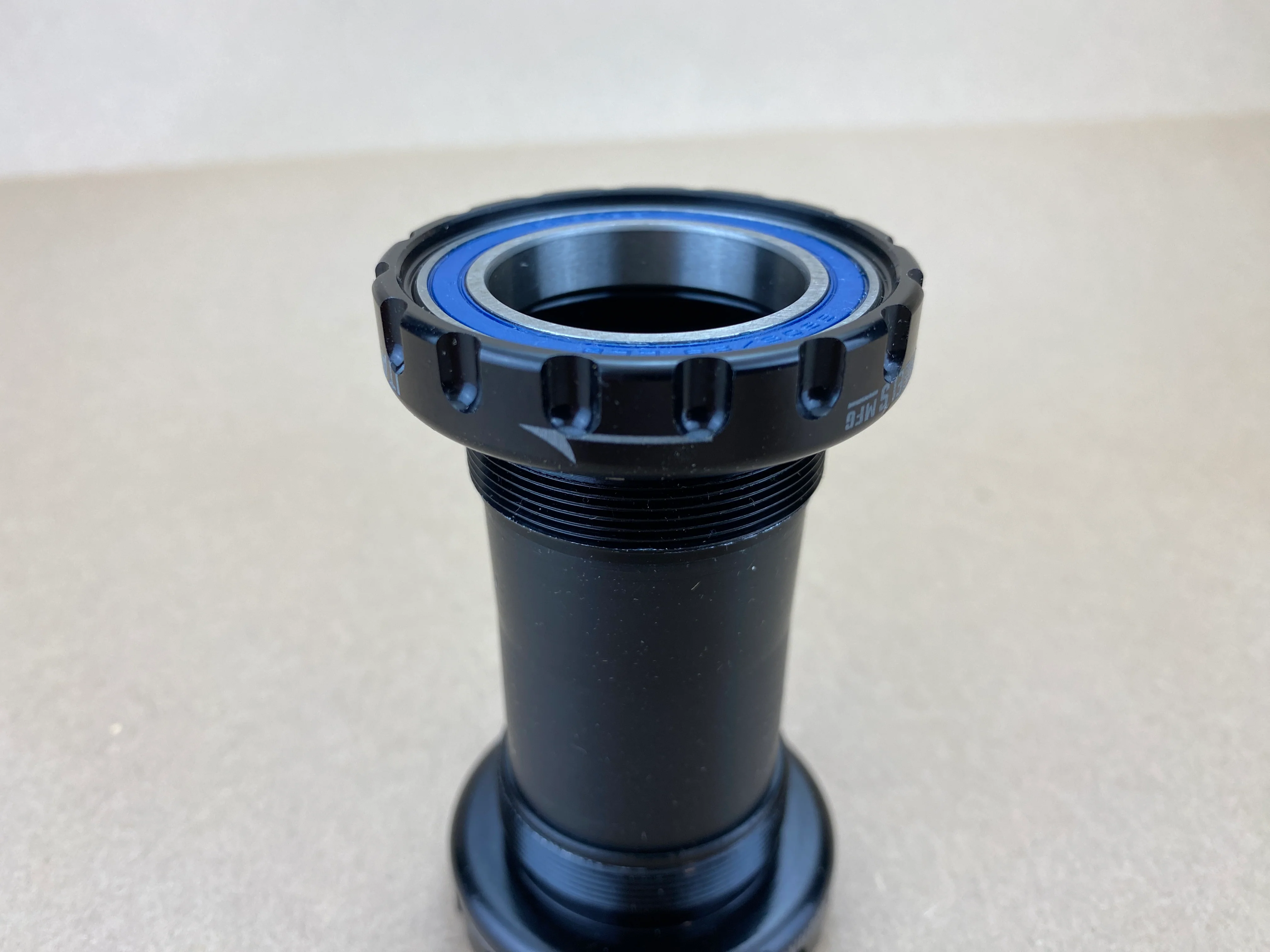 Wheels Mfg. Abec-3 Bottom Bracket Dub Italian - Image 5